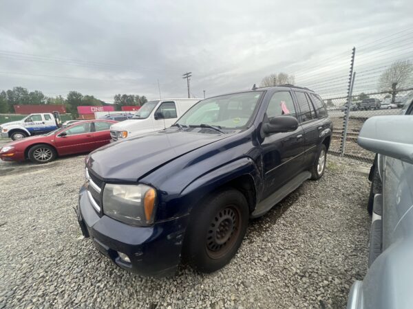 39790: 2008 - Chevrolet - Trail Blazer - Image 2