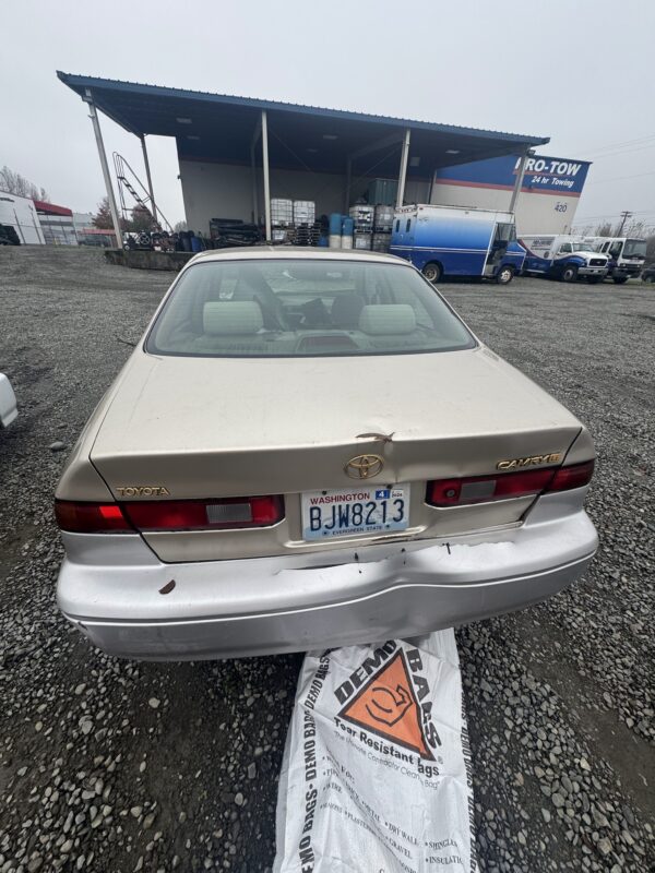 46253: 1997 - Toyota - Camry - Image 4