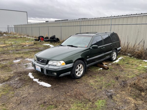 46848: 1999 - Volvo - V70 - Image 2