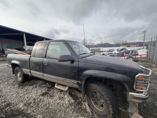 46794: 1996 - Chevrolet - 2500 Pickup - Image 3