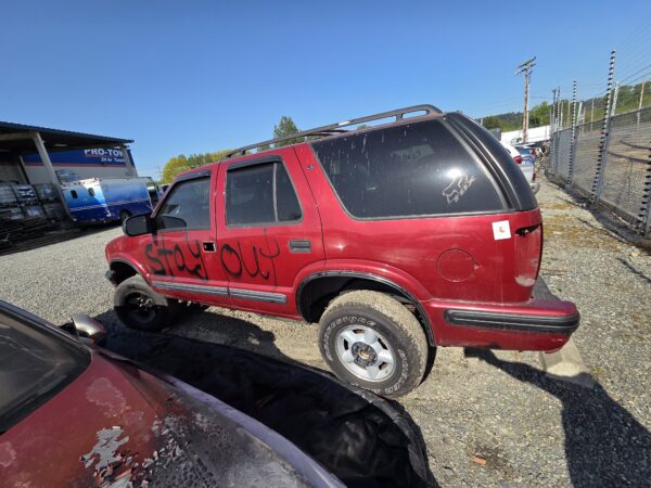 47509: 1999 - Chevrolet - Blazer - Image 2