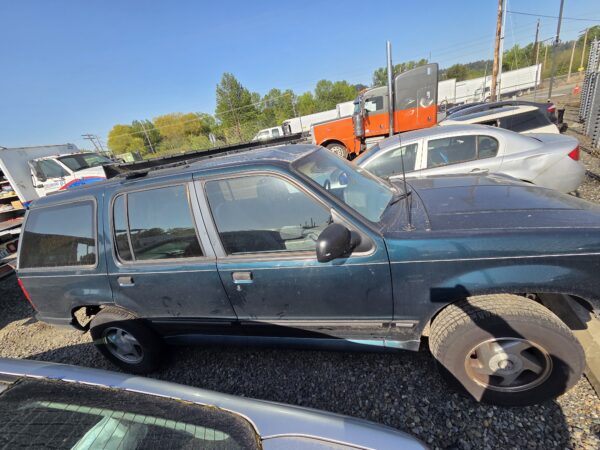 47423: 1994 - Ford - Explorer - Image 3