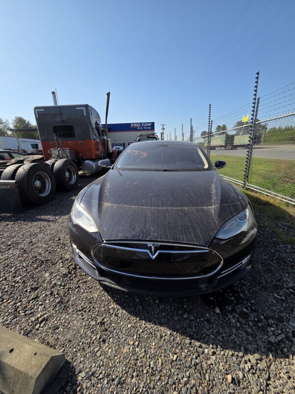 47323: 2013 - Tesla - Model S