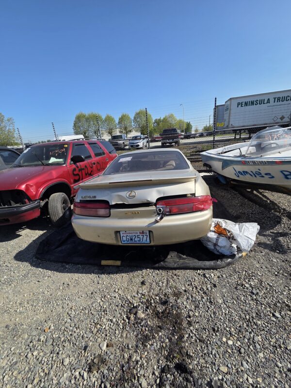 47604: 1995 - Lexus - SC - Image 4