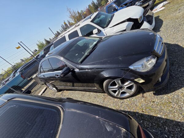 47598: 2010 - Mercedes-Benz - C-Class - Image 3