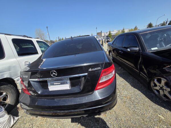 47598: 2010 - Mercedes-Benz - C-Class - Image 4