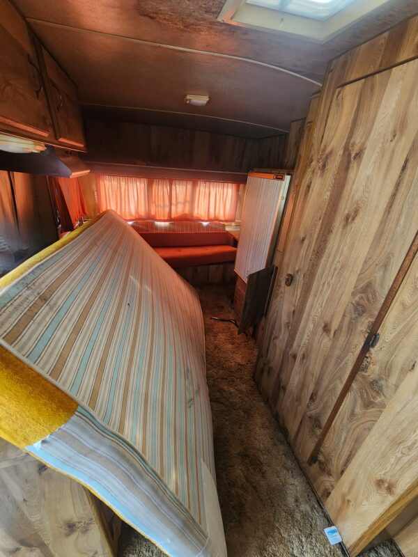 47471: 1976 - Winnebago - 16ft - Image 6