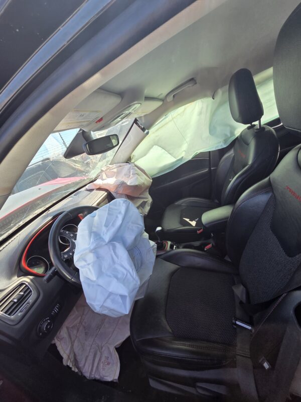 47878: 2019 - Jeep - Compass - Image 5