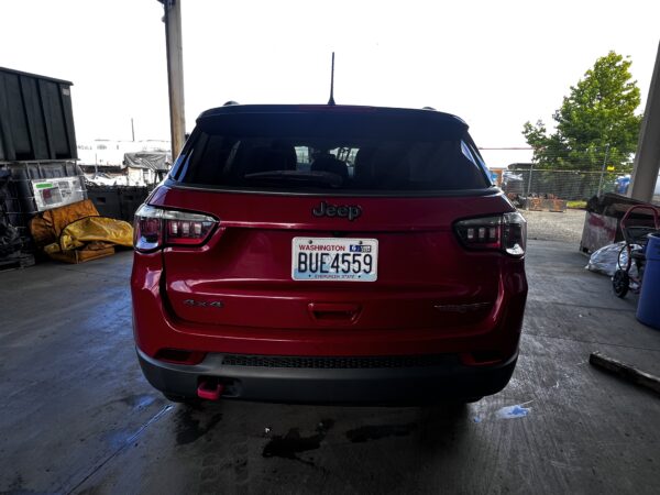 47878: 2019 - Jeep - Compass - Image 4