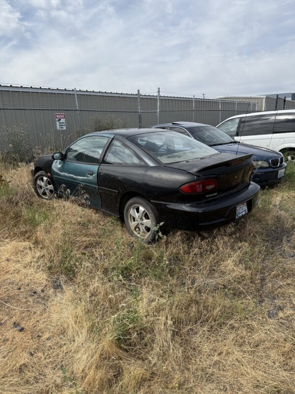 48052: 2000 - Chevrolet - Cavalier - Image 2