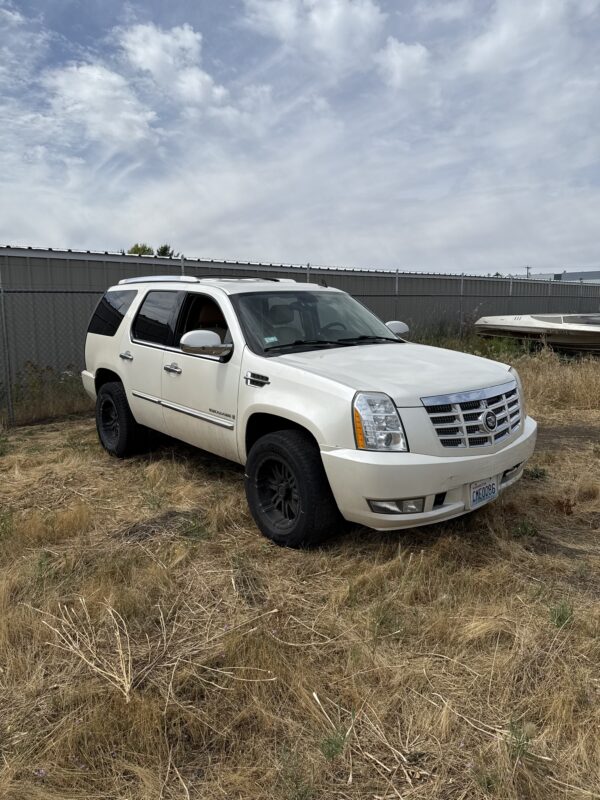 48285: 2007 - Cadillac - Escalade - Image 3