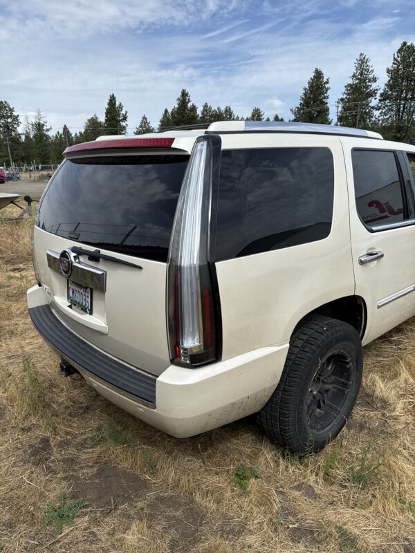 48285: 2007 - Cadillac - Escalade - Image 4