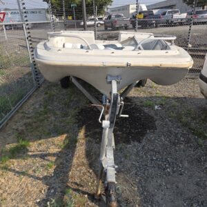 48330 : 2002 - Boat - Boat Trailer