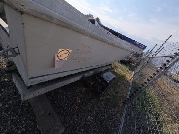 48330 : 2002 - Boat - Boat Trailer - Image 4